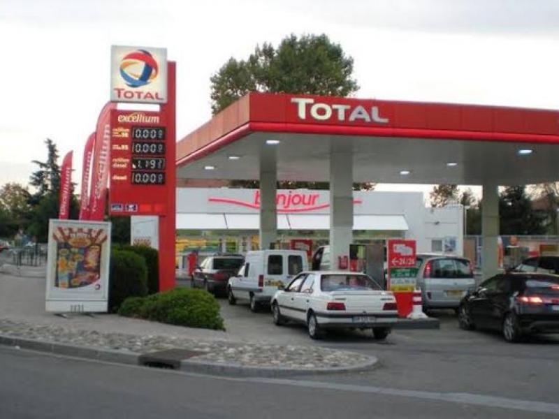 Station d'essence Kinshasa